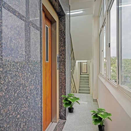 Super Townhouse 1096 Hotel Redfox Nungambakkam Near Apollo & Shankar Nethralaya Hospital Madrás Exterior foto
