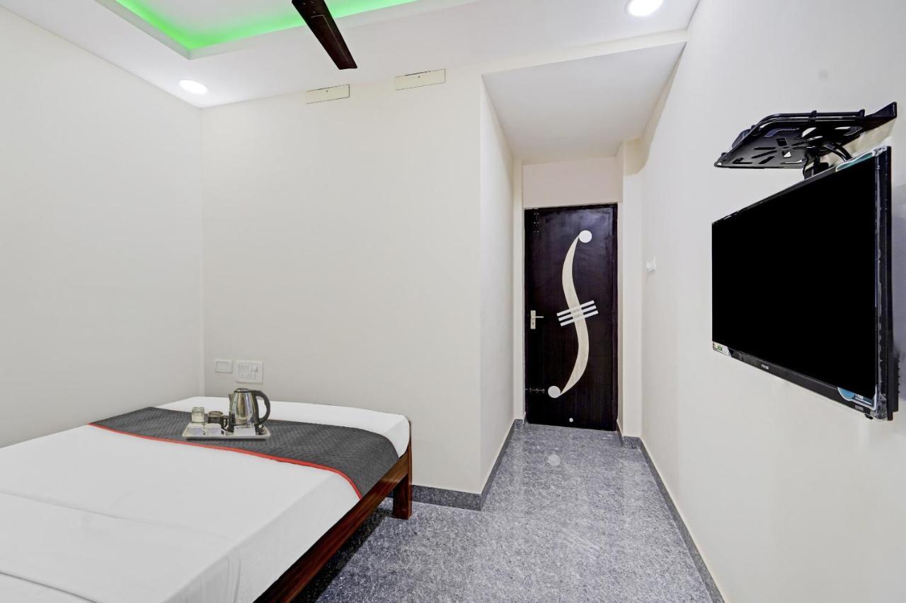 Super Townhouse 1096 Hotel Redfox Nungambakkam Near Apollo & Shankar Nethralaya Hospital Madrás Exterior foto