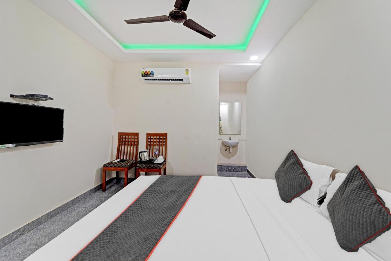 Super Townhouse 1096 Hotel Redfox Nungambakkam Near Apollo & Shankar Nethralaya Hospital Madrás Exterior foto
