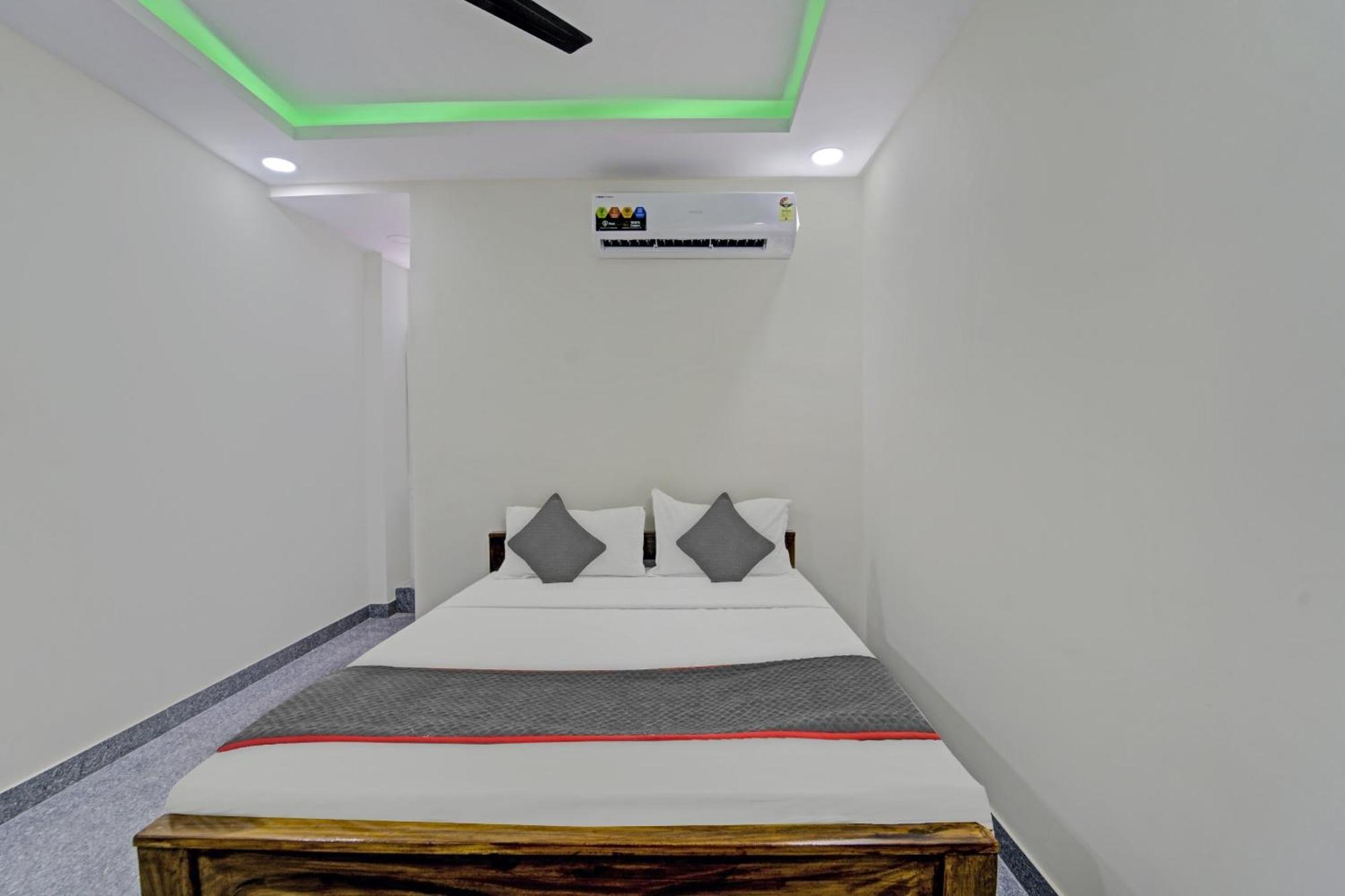 Super Townhouse 1096 Hotel Redfox Nungambakkam Near Apollo & Shankar Nethralaya Hospital Madrás Exterior foto