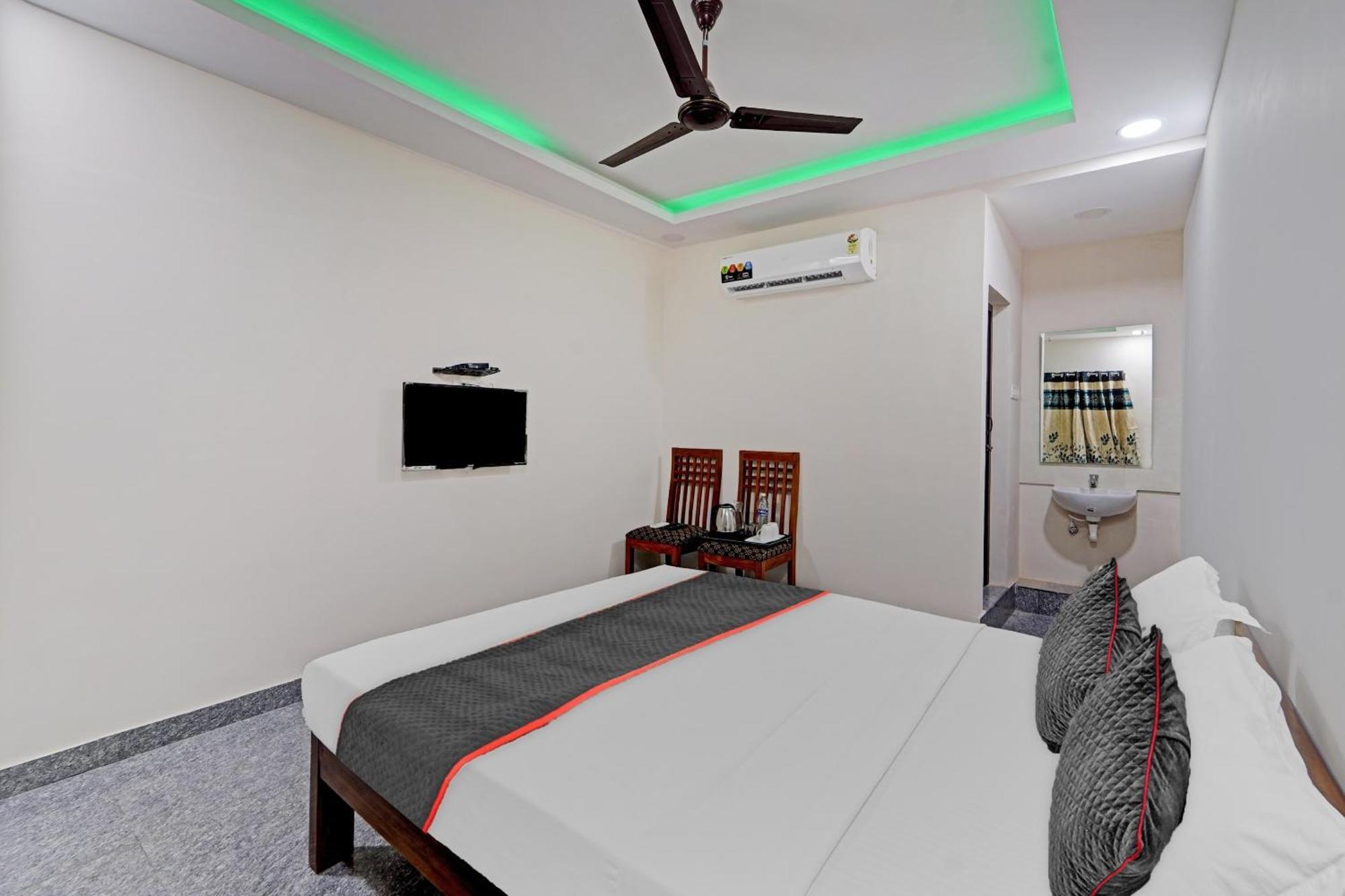 Super Townhouse 1096 Hotel Redfox Nungambakkam Near Apollo & Shankar Nethralaya Hospital Madrás Exterior foto