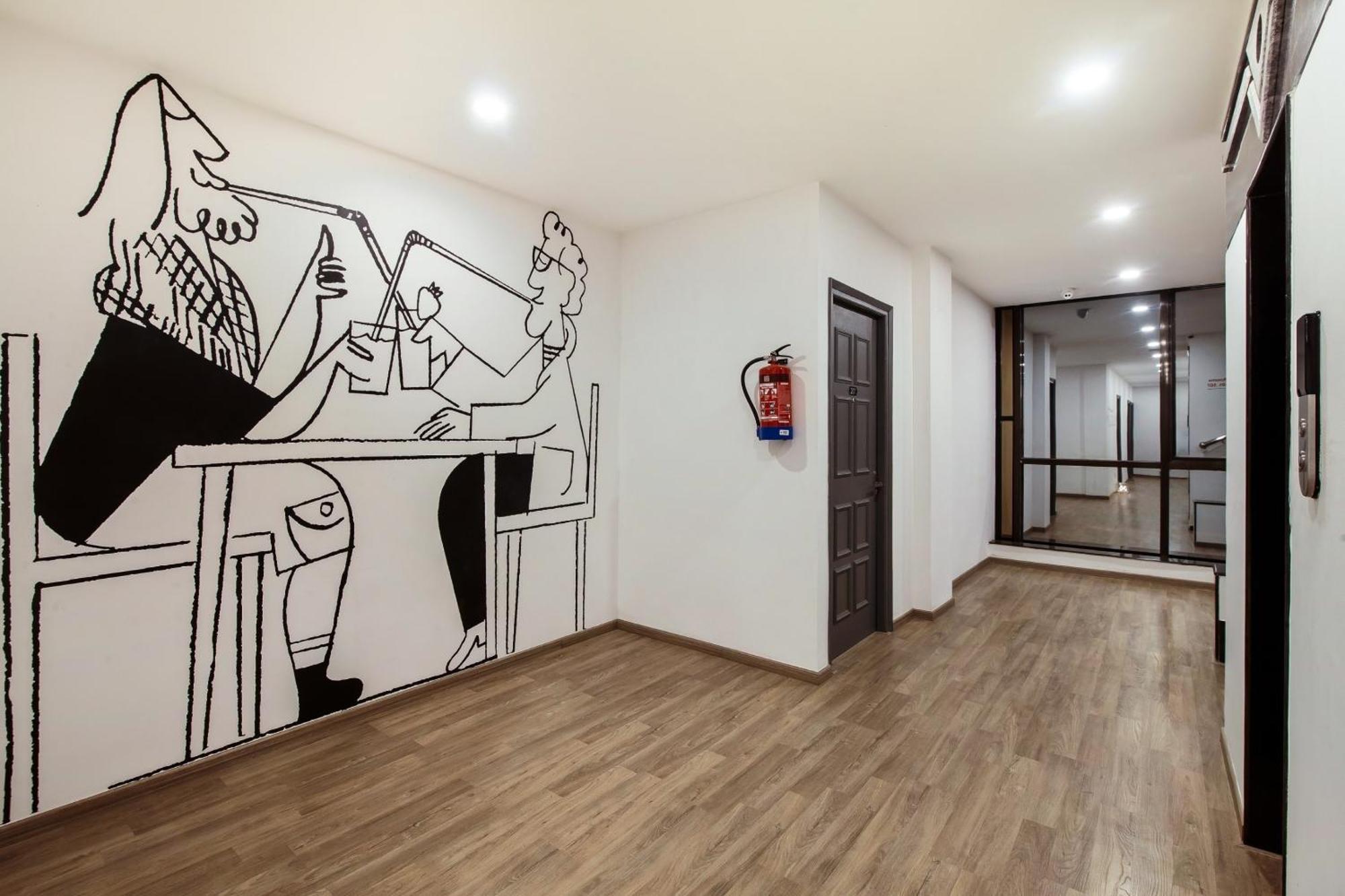 Super Townhouse 1096 Hotel Redfox Nungambakkam Near Apollo & Shankar Nethralaya Hospital Madrás Exterior foto